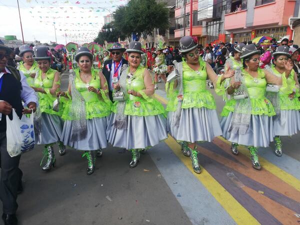 Licenciados — Damas — Morenada Mejillones
